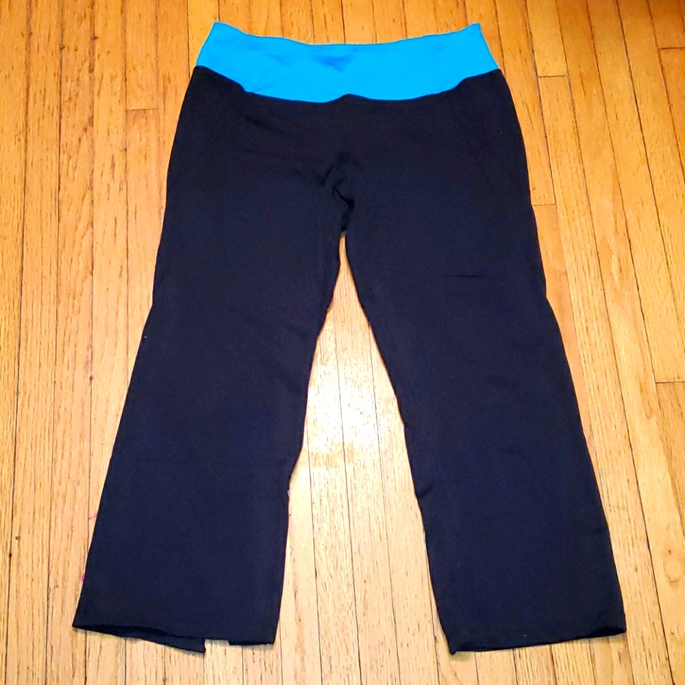 Capri activewear pants